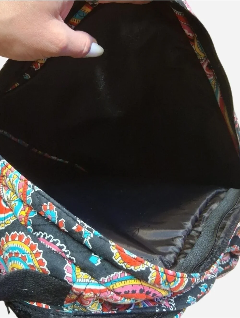 Patterned Paisley Women's Backpack - Black Multicolor
